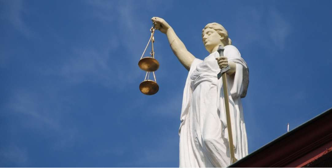 La Espada y la Pluma